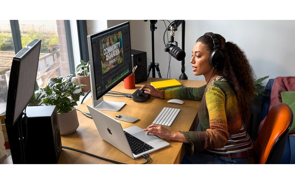 Apple Adds M5 Chip to MacBook Pro, iPad Pro, and Vision Pro